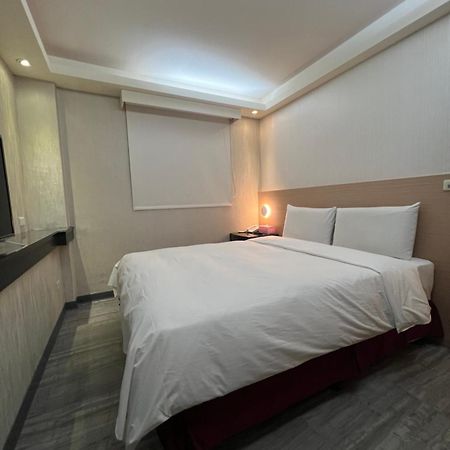 Ya Dou Hotel Taipei Exterior photo