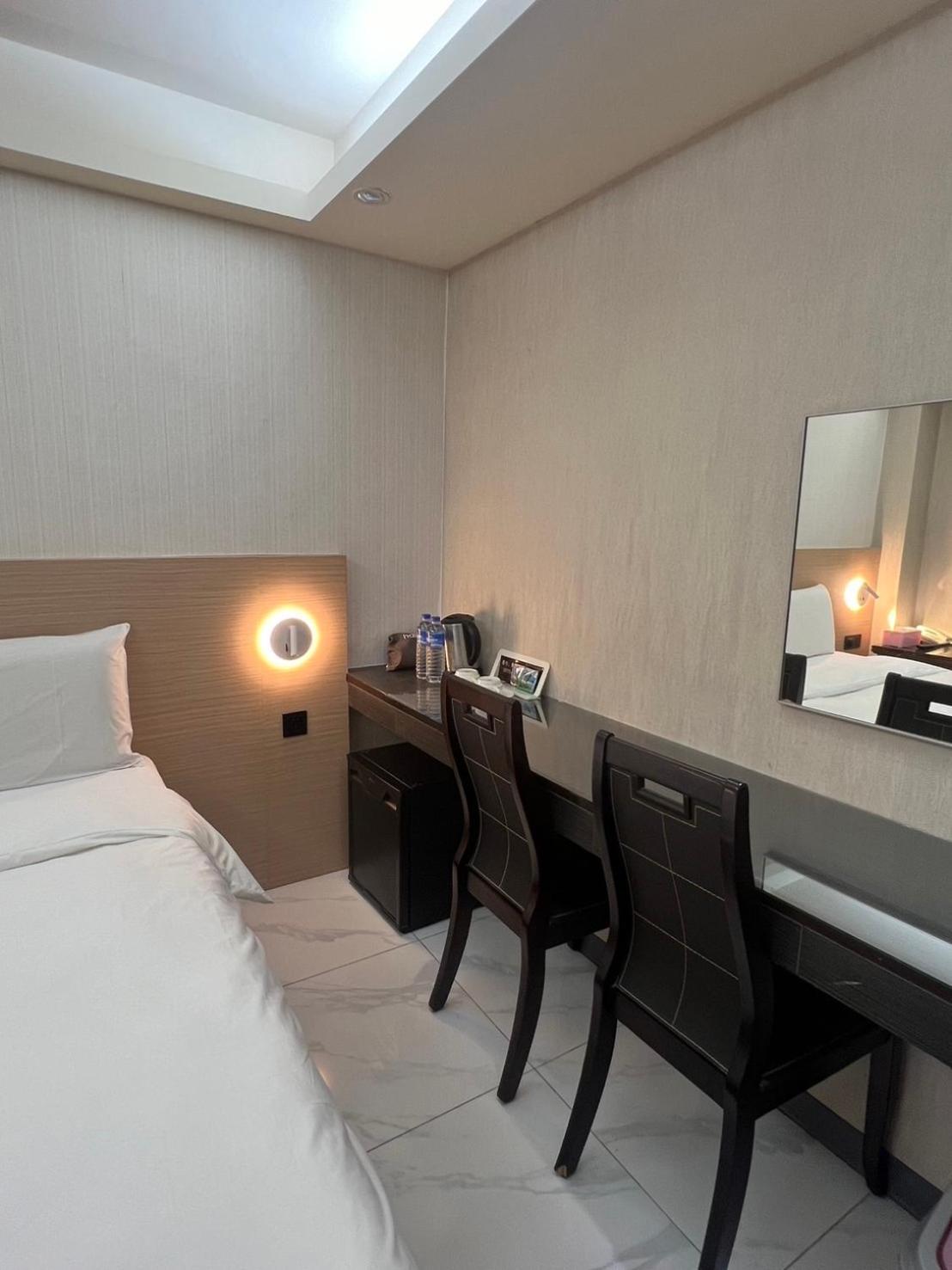 Ya Dou Hotel Taipei Exterior photo